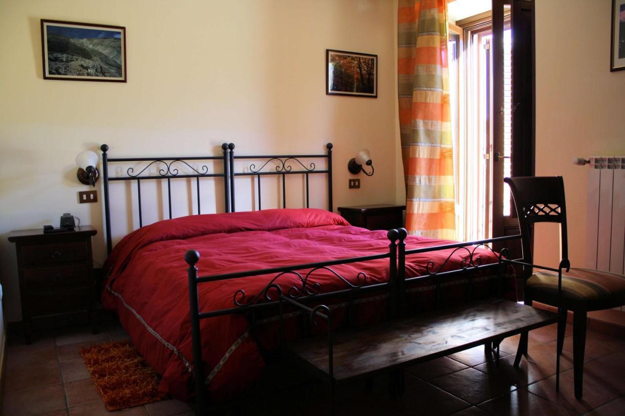 Locanda Del Barone Caramanico Terme Zimmer foto